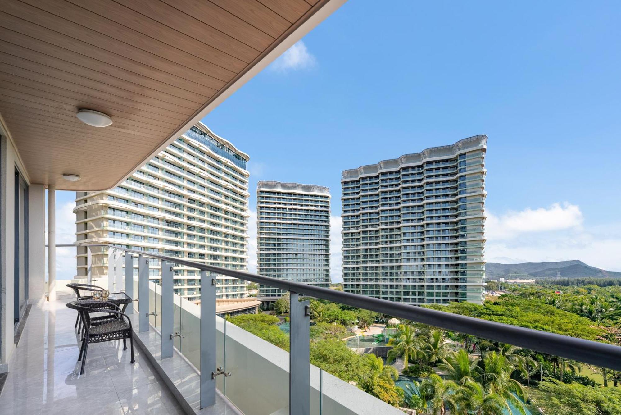 Puhai Sea View Apt By Hailan Tour At Sanya Yazhou Bay#Only 100 Meters To Beach And Sea Swimming Area Exterior photo