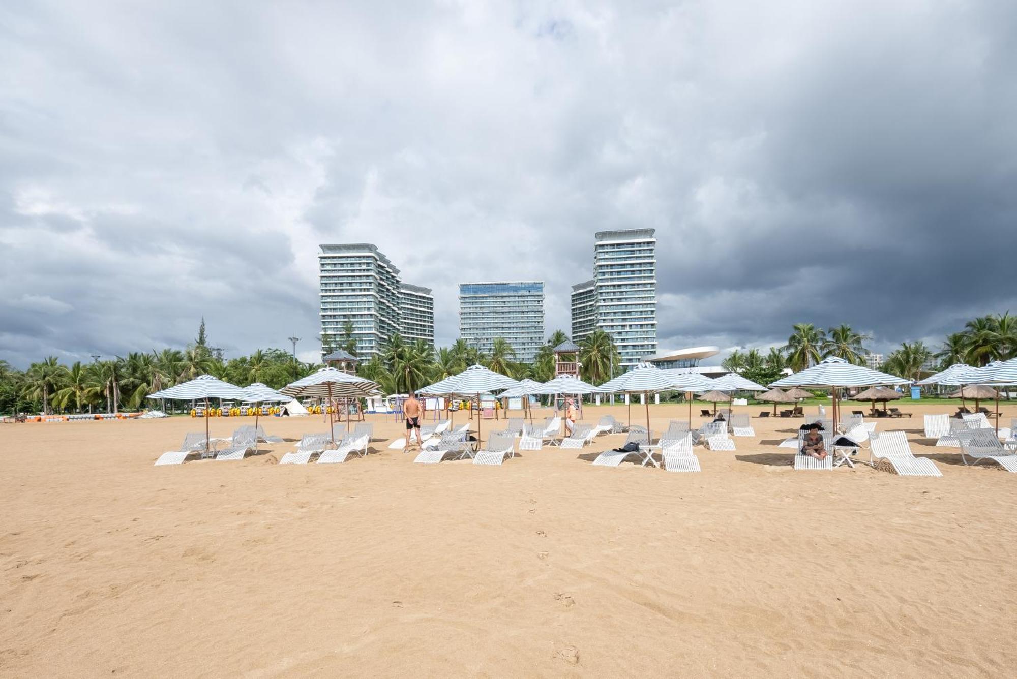 Puhai Sea View Apt By Hailan Tour At Sanya Yazhou Bay#Only 100 Meters To Beach And Sea Swimming Area Exterior photo